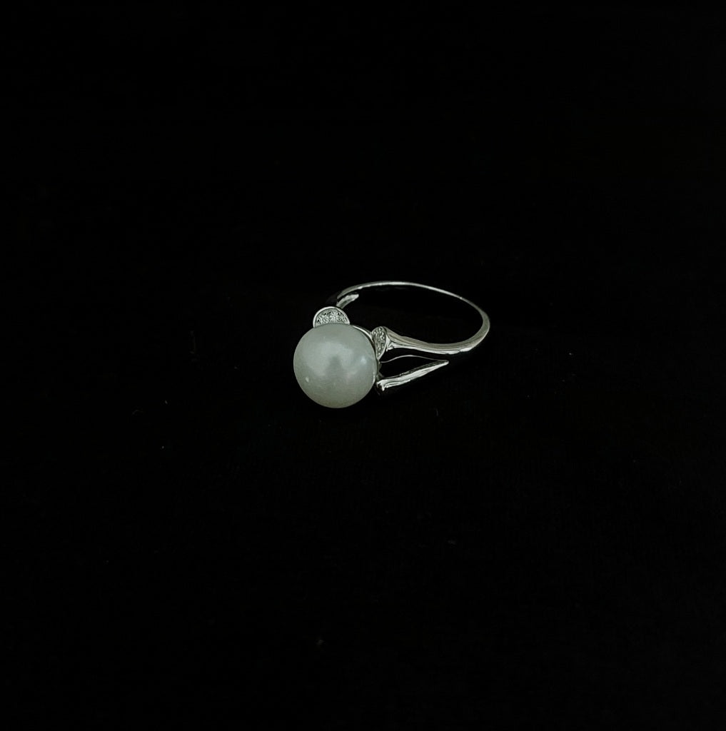 Ring Pearl With Zircon 23