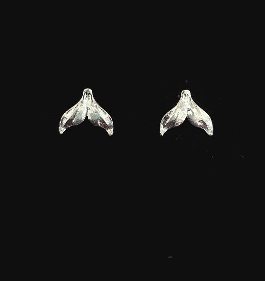 Earring Stud Whale Tail  Plain