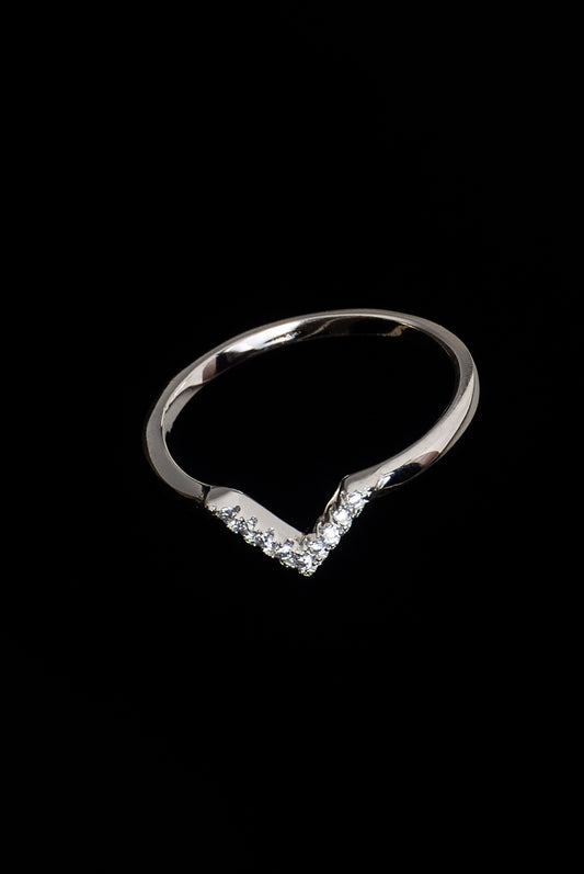 Small Ring Triangle with Zircon - Bambu Silver Jewellry