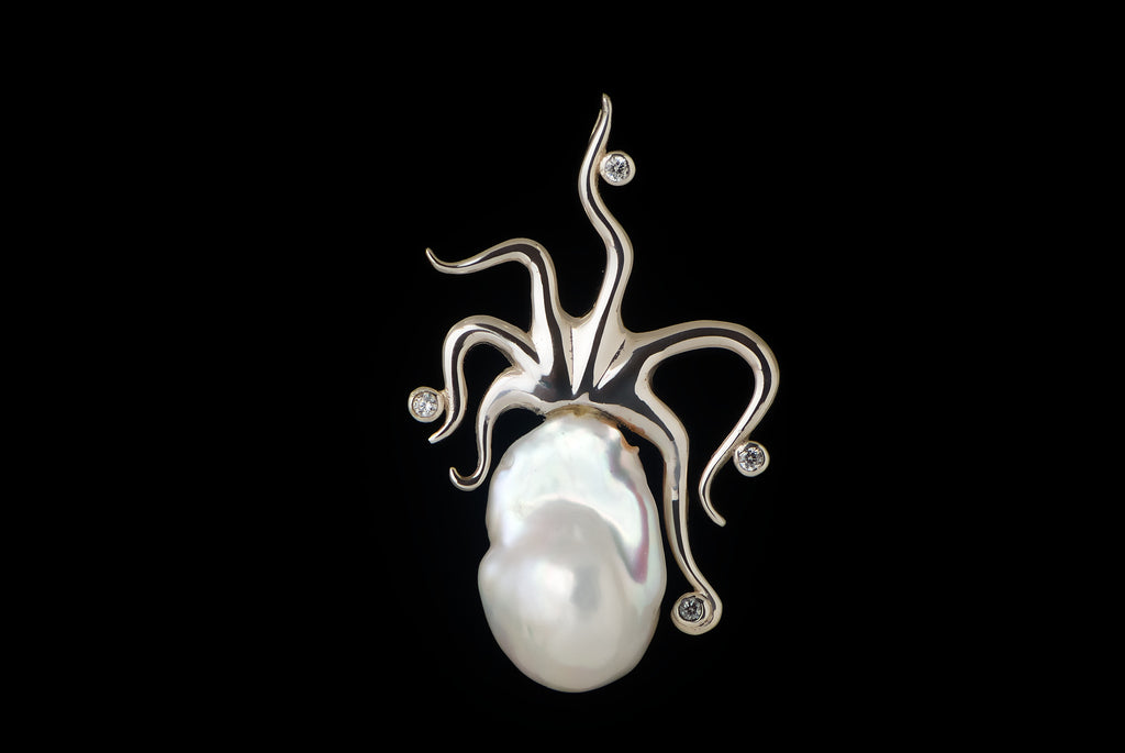 Pendant Pearl Baroque Sotong with Stone 14-15mm