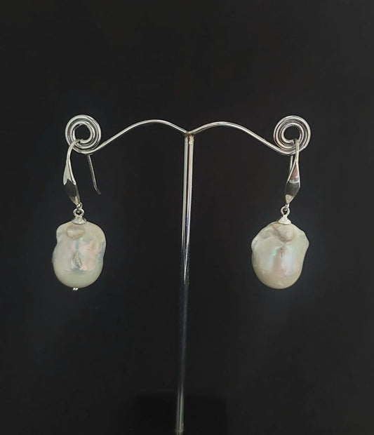 Earring Pearl Baroque White Hook Plain 3 X 2cm