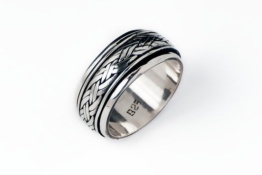 Ring Man Spinning - Bambu Silver Jewellry