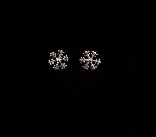 Earring Stud Snowflake 12mm