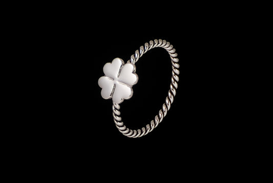 Small Ring Clover Kawatan