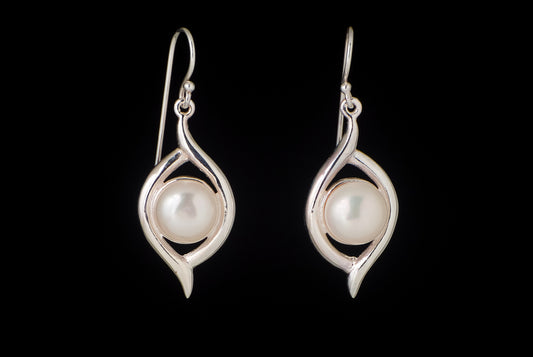 Earring Pearl Eye 9-10mm