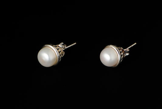 Earring Pearl Stud Shell 9mm