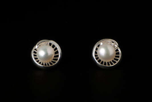 Earring Pearl Stud Shell 12-13mm