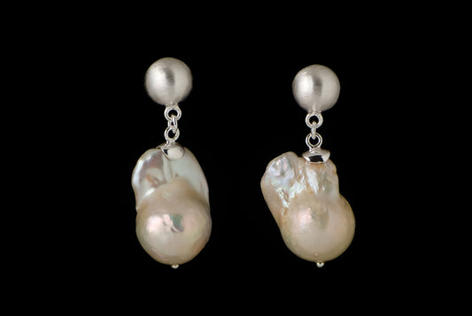Earring Pearl Baroque Stud