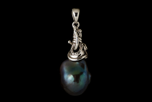 Pendant Pearl Baroque Abstract Medium