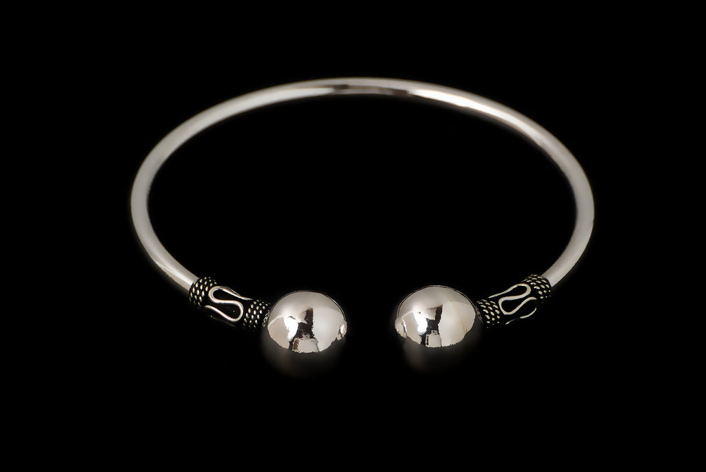 Bangle Top 2 Ball Decor 10-12mm - Bambu Silver Jewellry