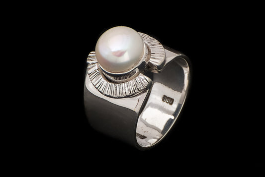 Ring Pearl Lines Top Bro