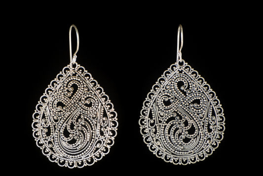 Earring Kawatan Bun Oval