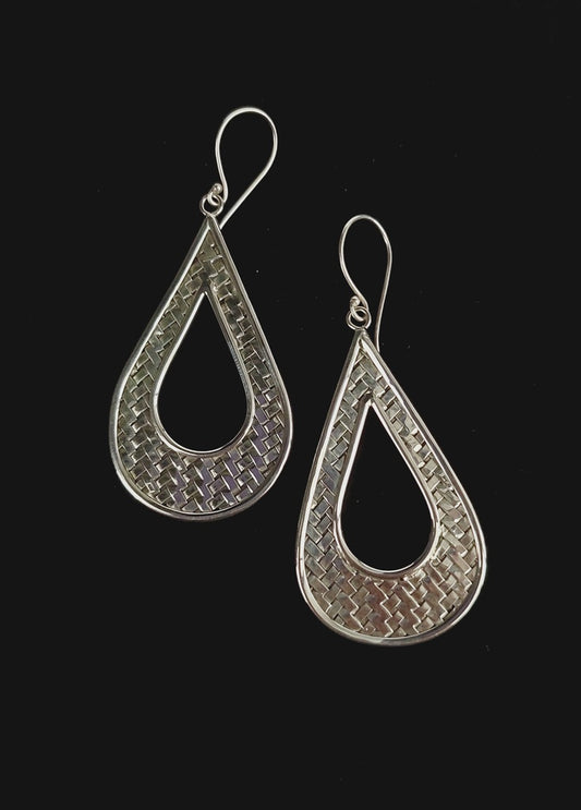 Earring Anyaman Oval Hole 3 X 5cm